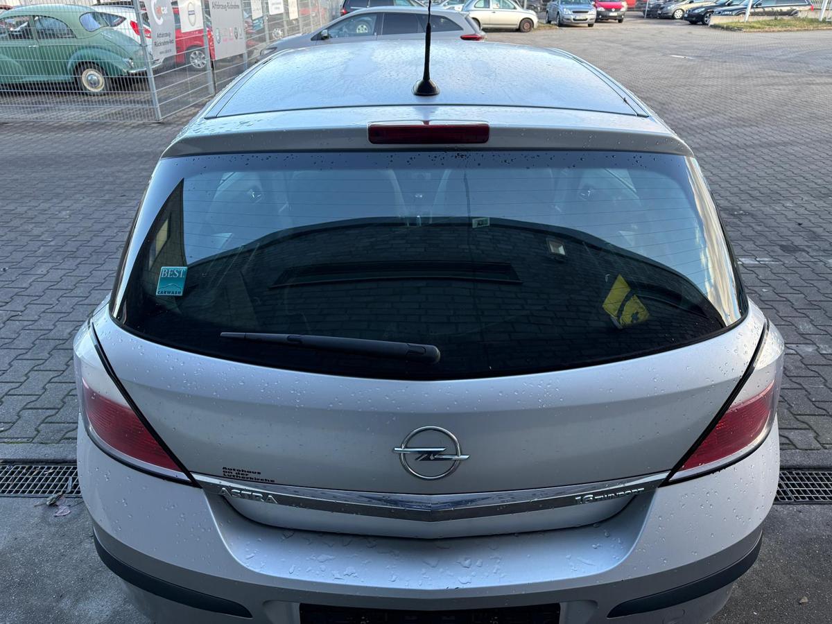 Opel Astra H original Heckklappe mit Scheibe Z157 Starsilber Rohbau BJ04